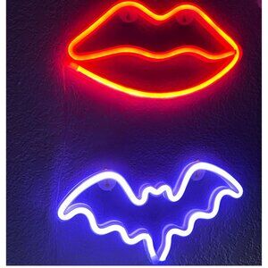 Set of 2 neon light wall decorations